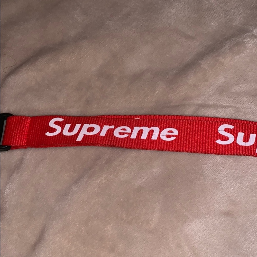 Supreme Lanyard